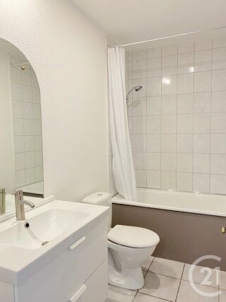  Appartement à louer 1 pièce 25 m²