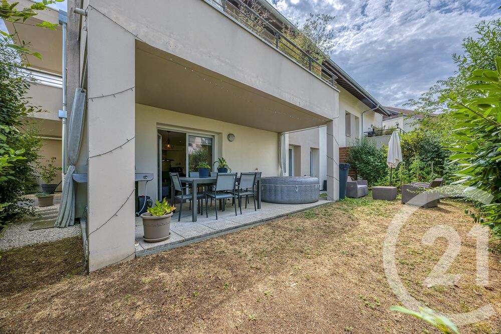 ANNECY SUD proche péage et à deux pas du centre du villa....