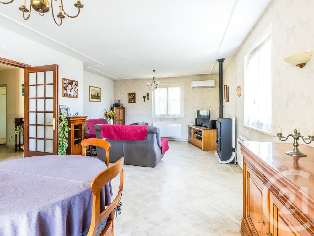 vente Maison - 5 pièce(s) - 216 m² Montmerle-sur-Saône (01090)
