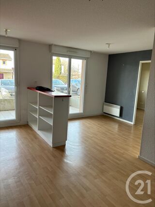  Appartement à louer 2 pièces 39 m²
