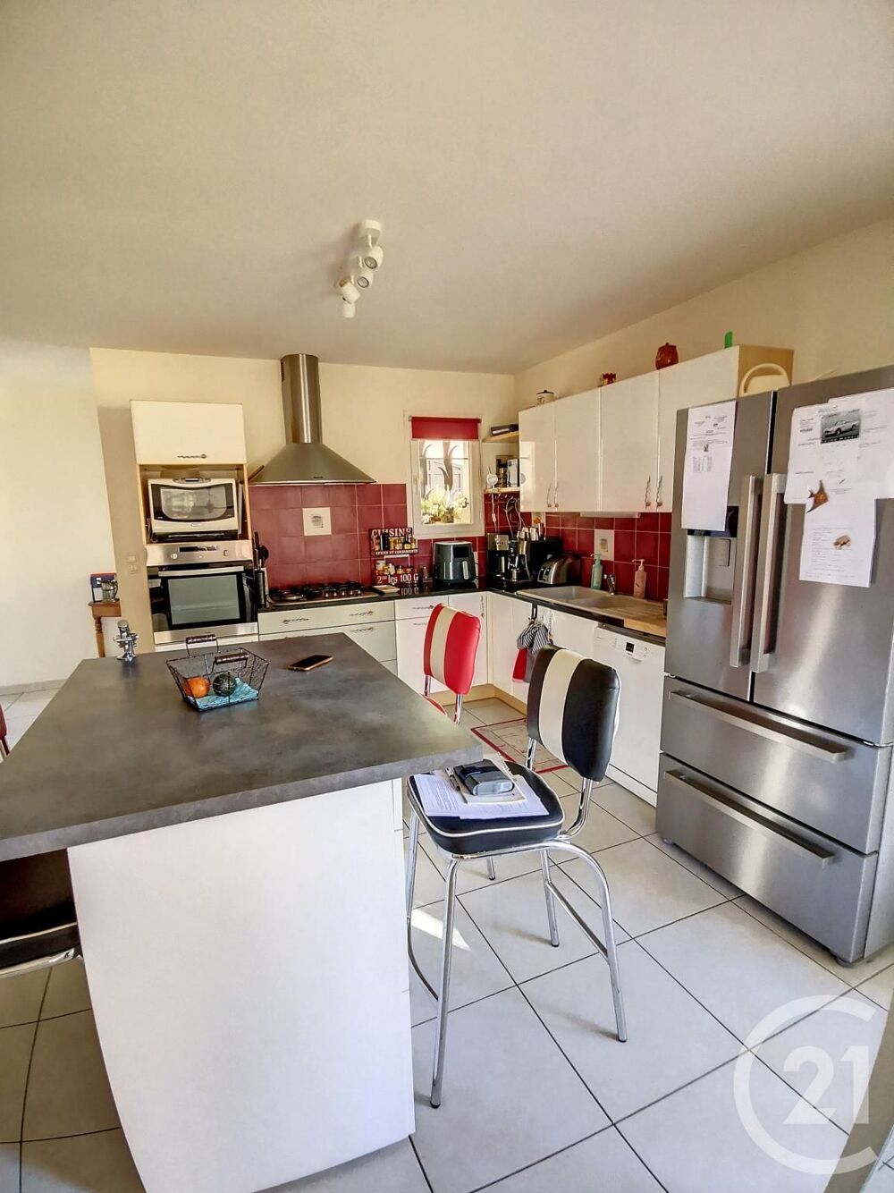 location Maison - 6 pièce(s) - 157 m² Brouilla (66620)