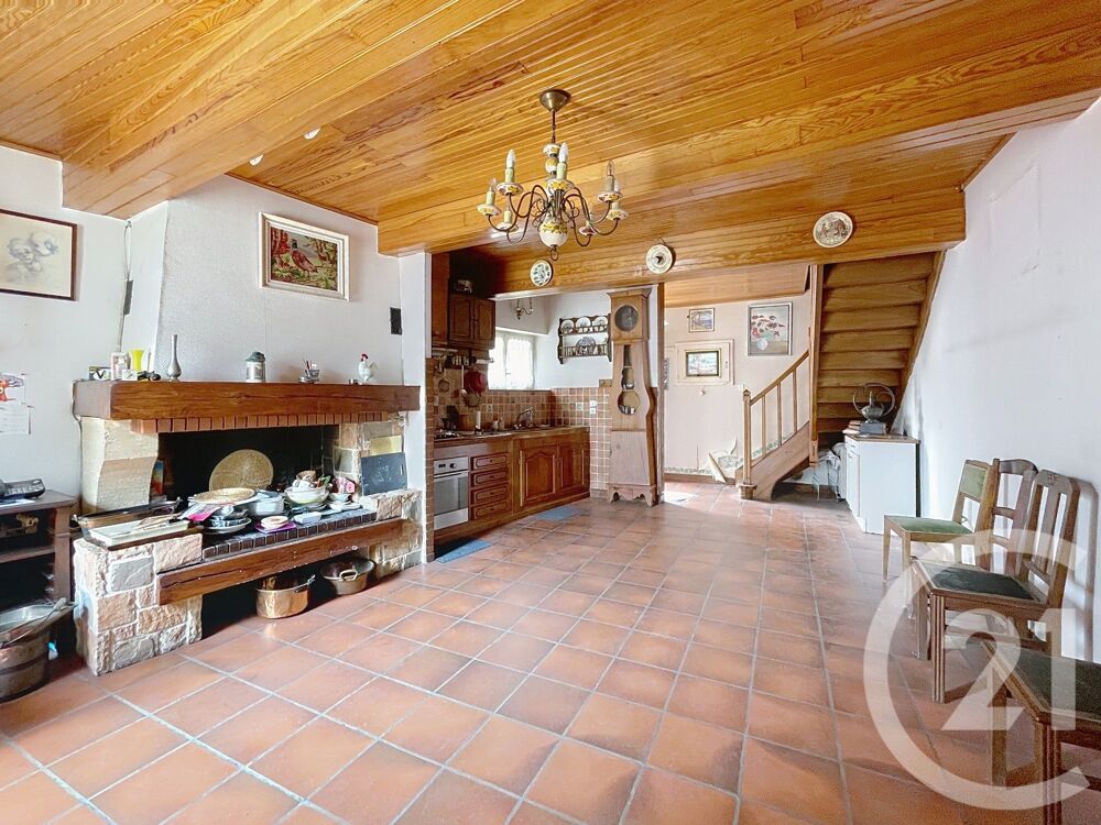 A 15mn de AUTERIVE MAISON DE VILLAGE 100 m² AVEC GAR....