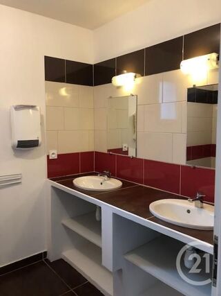  Maison à louer 4 pièces 113 m²