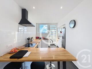  Appartement à vendre 5 pièces 92 m²