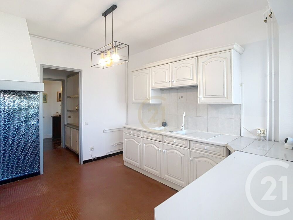 PERPIGNAN CENTRE Bel appartement lumineux avec grand ba....