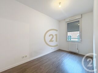  Appartement à louer 3 pièces 50 m²