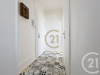  Appartement à louer 3 pièces 47 m²