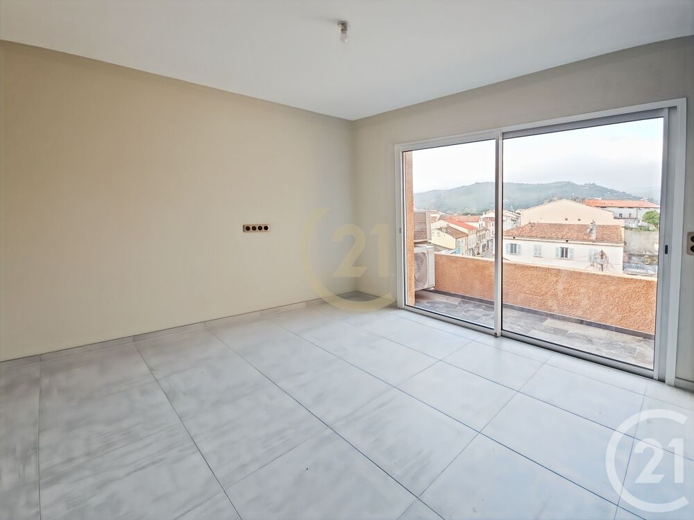 vente Appartement - 3 pièce(s) - 86 m² Saint-Florent (20217)