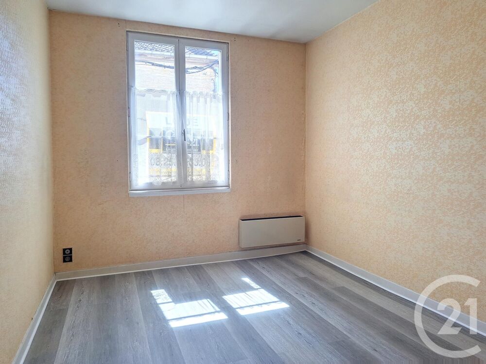 location Appartement - 2 pièce(s) - 40 m² Bar-sur-Aube (10200)