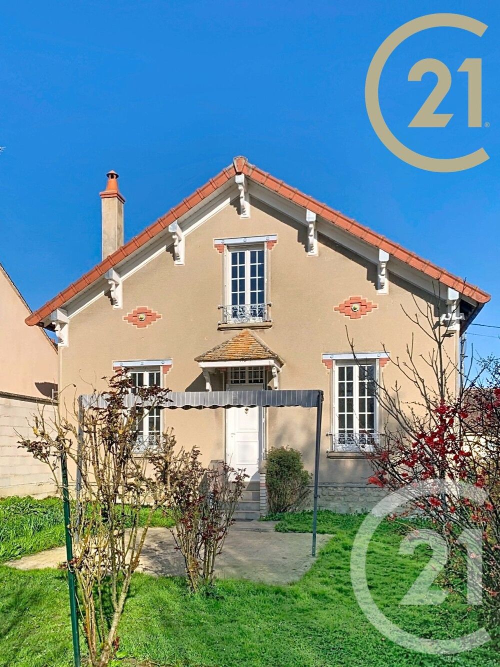 Située à VILLE SAINT JACQUES, cette maison authentique s....