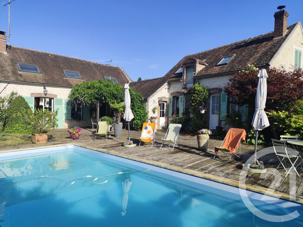 vente Maison - 6 pièce(s) - 121 m² Égreville (77620)