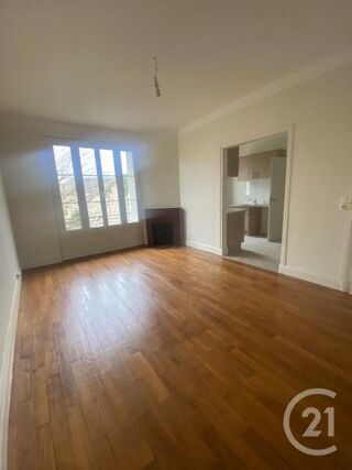  Appartement à louer 3 pièces 70 m²