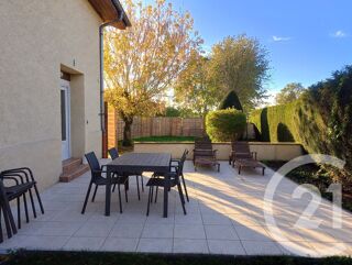 vente Appartement - 3 pièce(s) - 320 m² Polliat (01310)