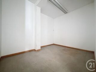 Appartement à louer 2 pièces 52 m²