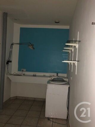 Appartement à louer 4 pièces 101 m²