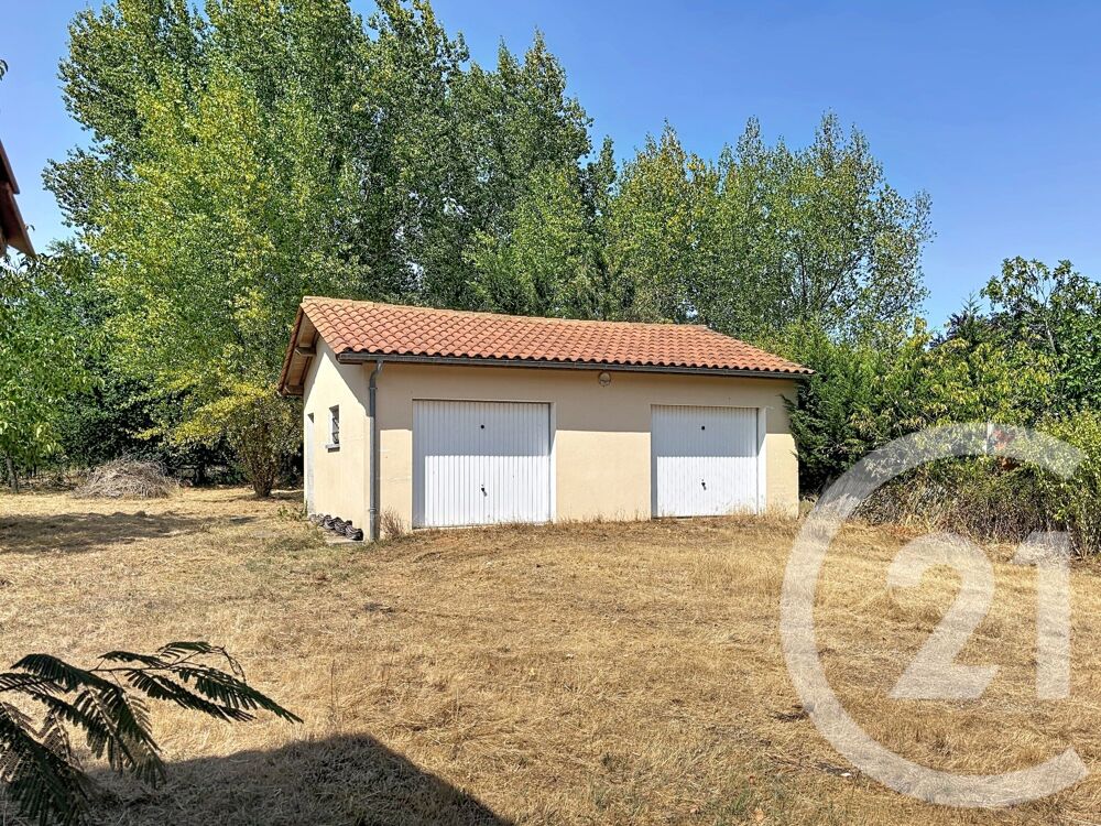 Située en campagne, votre agence C21 vous présente cette....