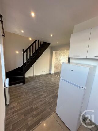  Appartement à louer 3 pièces 54 m²