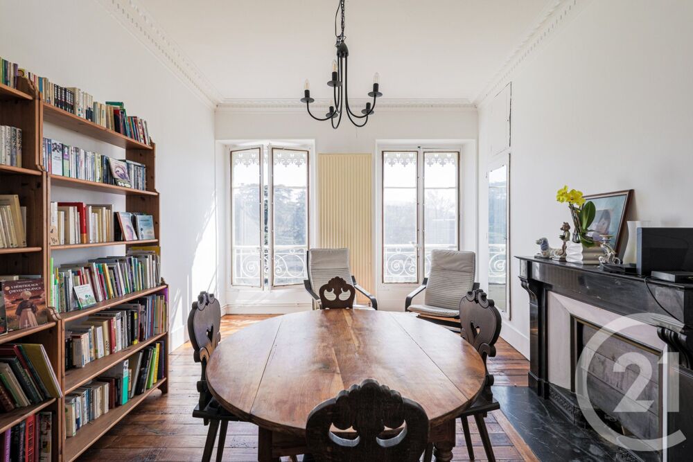 Appartement 4 pièces 104 m² · à Grenoble · 104 m² · 249 800 €