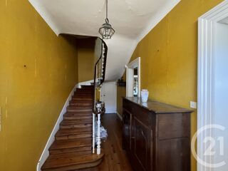  Maison à vendre 10 pièces 275 m²