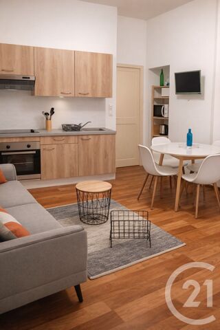  Appartement à louer 3 pièces 45 m²