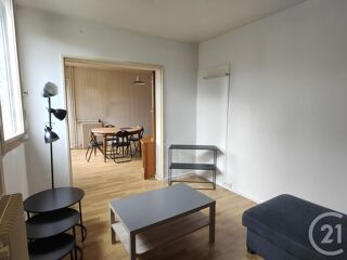  Appartement à louer 3 pièces 72 m²