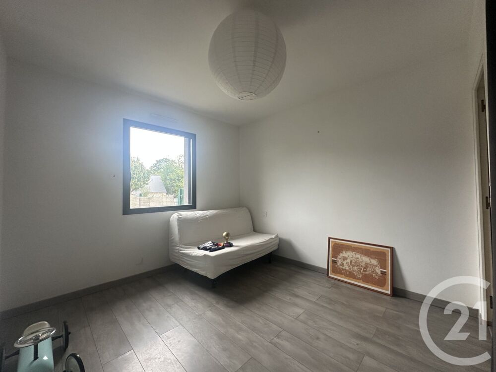 CENTURY21 DUFEIL INVEST vous propose cette maison récent....