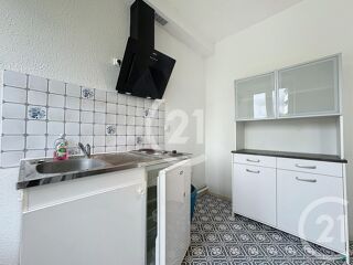  Appartement à louer 2 pièces 28 m²
