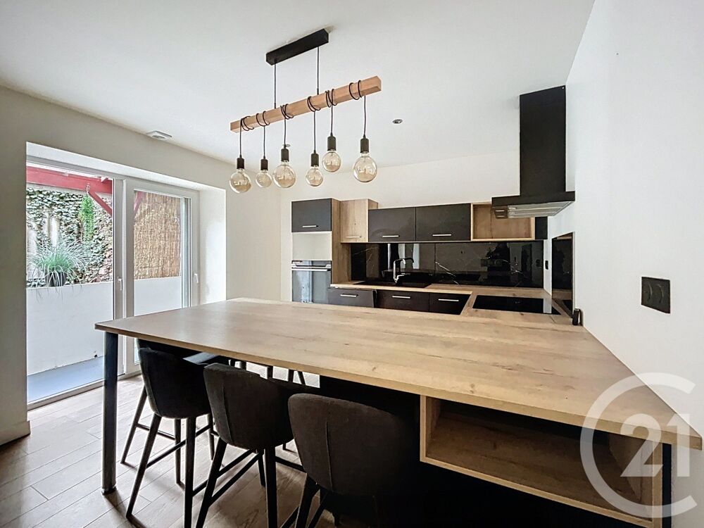 REDON, bel appartement entièrement rénové en 2020, lumin....