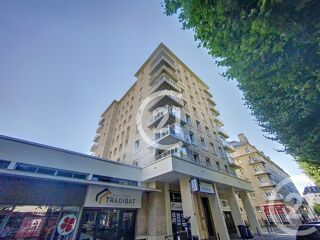  Appartement à louer 3 pièces 80 m²