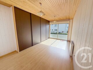  Maison � louer 4 pi�ces 145 m�