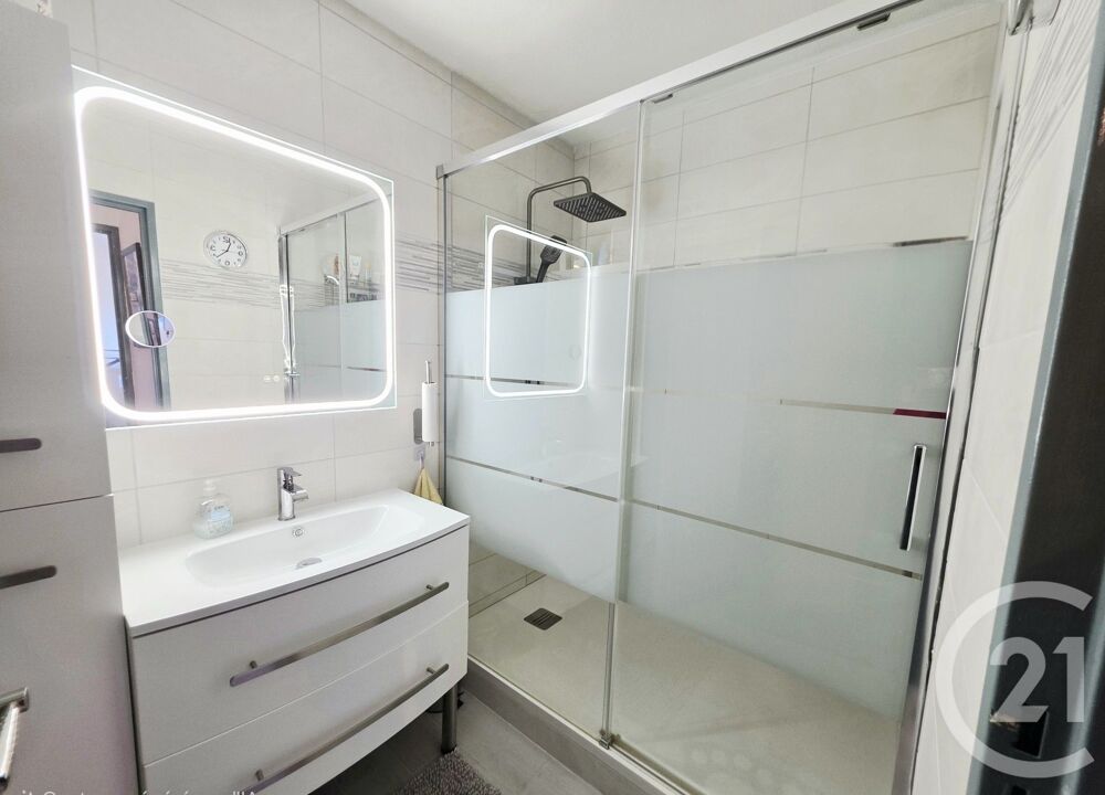 ISTRES, Century 21 Cabinet Corvaja vous propose ce T4 de....