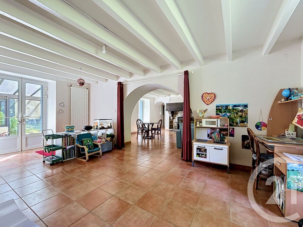 vente Maison - 5 pièce(s) - 141 m² Sainte-Marie (35600)