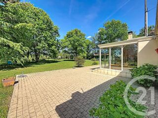 Maison à vendre 6 pièces 232 m²