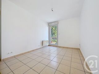  Appartement à louer 1 pièce 34 m²
