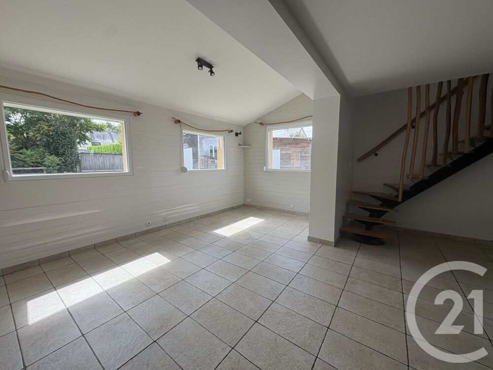 Century21 Dufeil Invest vous propose cette maison située....