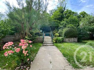  Maison � vendre 7 pi�ces 205 m�