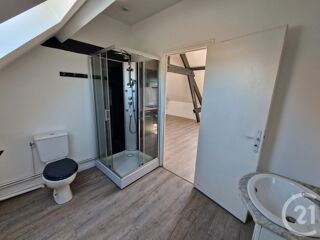  Appartement à louer 2 pièces 39 m²