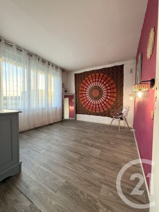 vente Appartement - 4 pièce(s) - 67 m² Saint-Quentin (02100)