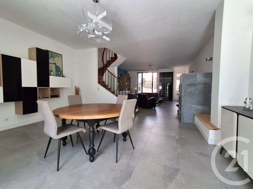 vente Maison - 6 pièce(s) - 260 m² Royan (17200)