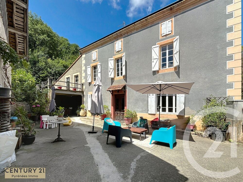 « LE CAFÉ BARUS » À Saint-Marcet, ancien café, ....
