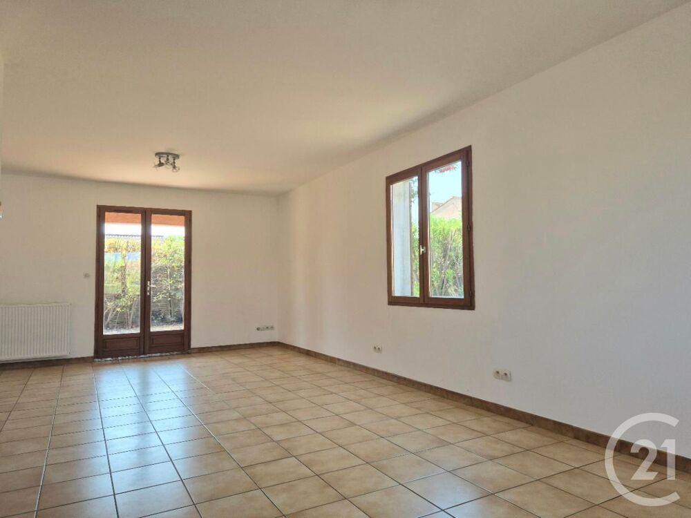 Dans un quartier pavillonnaire agréable, idéalement situ....