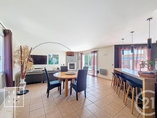  Maison à vendre 9 pièces 222 m²