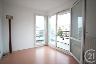  Appartement  vendre 4 pices 77 m