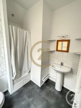  Appartement à louer 1 pièce 19 m²
