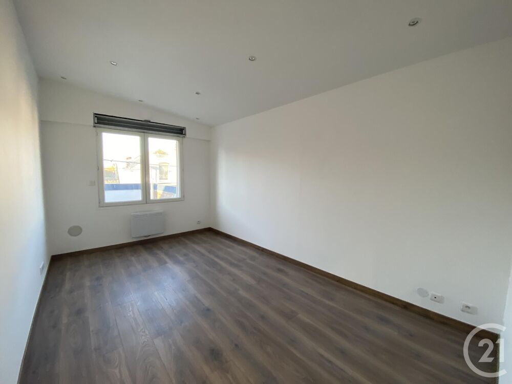 vente Maison - 7 pièce(s) - 180 m² Saint-Quentin (02100)