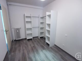  Appartement à louer 3 pièces 52 m²