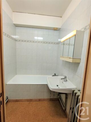  Appartement à louer 1 pièce 30 m²
