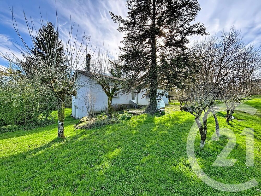 Maison 7 pièces 191 m² · à Montpon Menesterol · 191 m² · 139 500 €