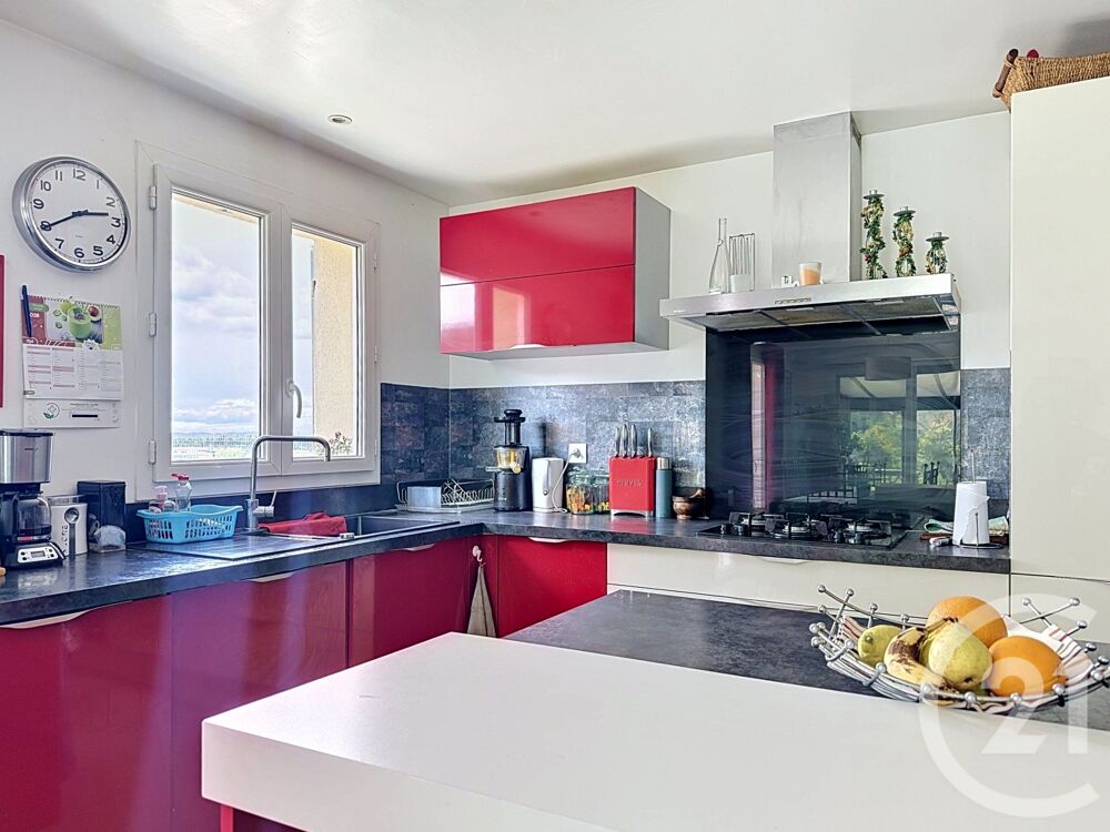 Maison 7 pièces 142 m² · à Chateaurenard · 142 m² · 418 000 €