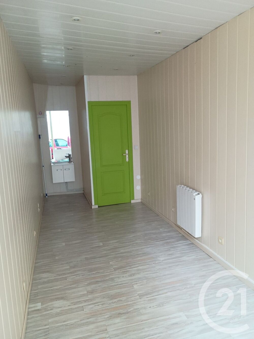 PAMIERS - Disponible à partir de fin mars, petit local c....